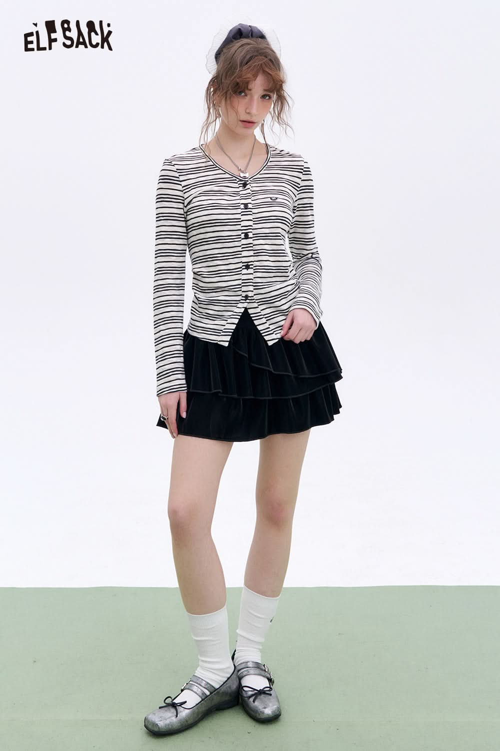 ELFSACK Black white striped slim fit long-sleeved T-shirt basic casual Korean top