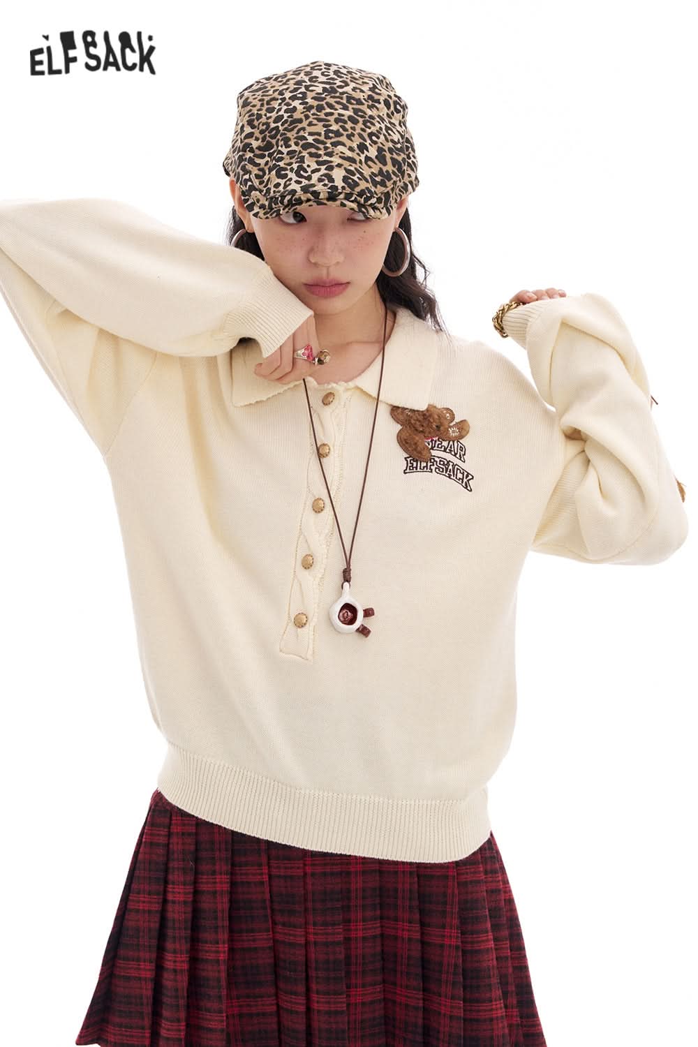 ELFSACK Polo Collar Bear Patch Knit Pullover Women Korean Preppy Style Sweater