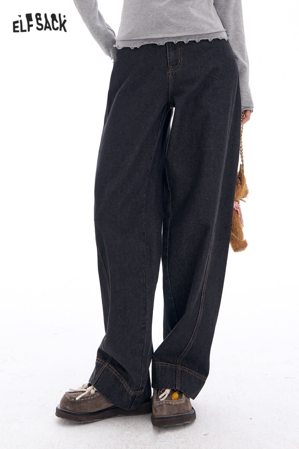 ELFSACK Retro Loose Bear Patch Straight Jeans Women Y2K Irregular High Street Pants