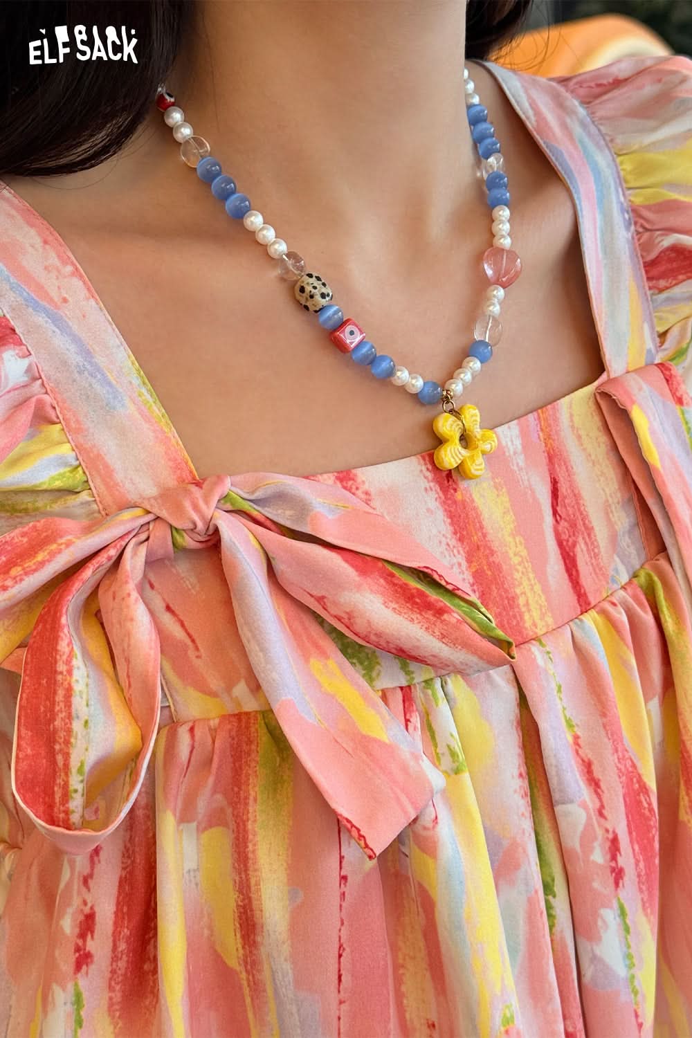 ELFSACK Dopamine Flower Pendant Beaded Necklace