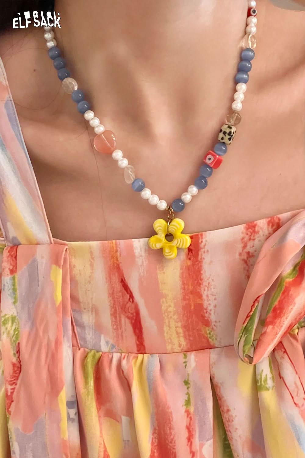 ELFSACK Dopamine Flower Pendant Beaded Necklace