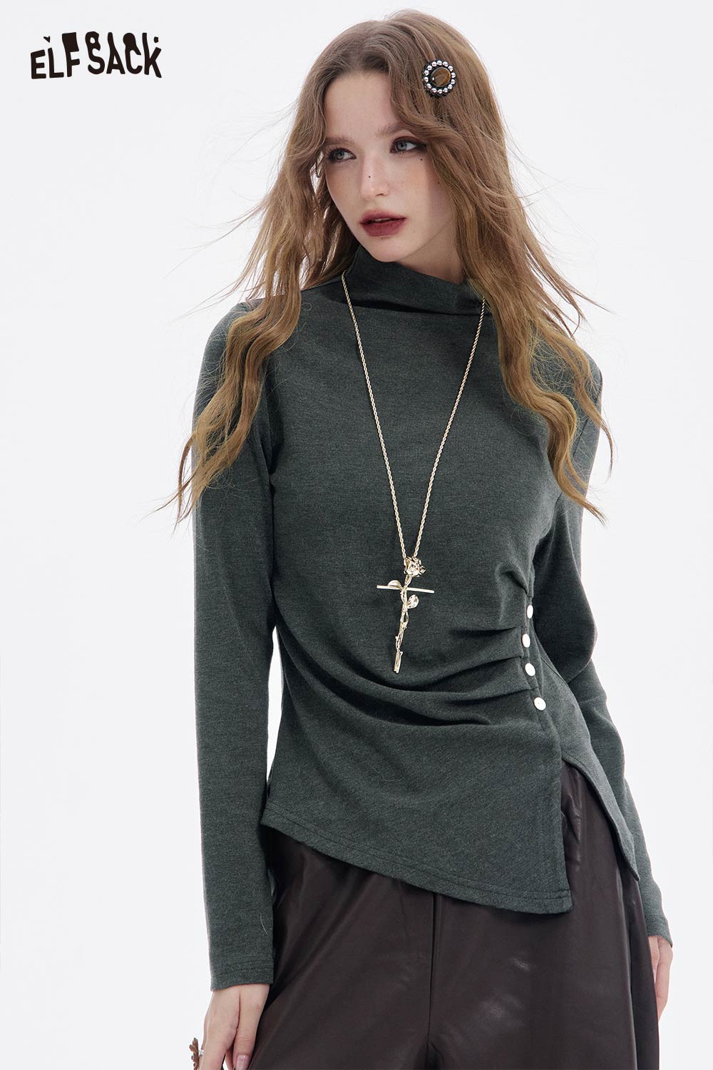 ELFSACK asymmetric hem long sleeve tshirt in green with unique button detailing and stylish design