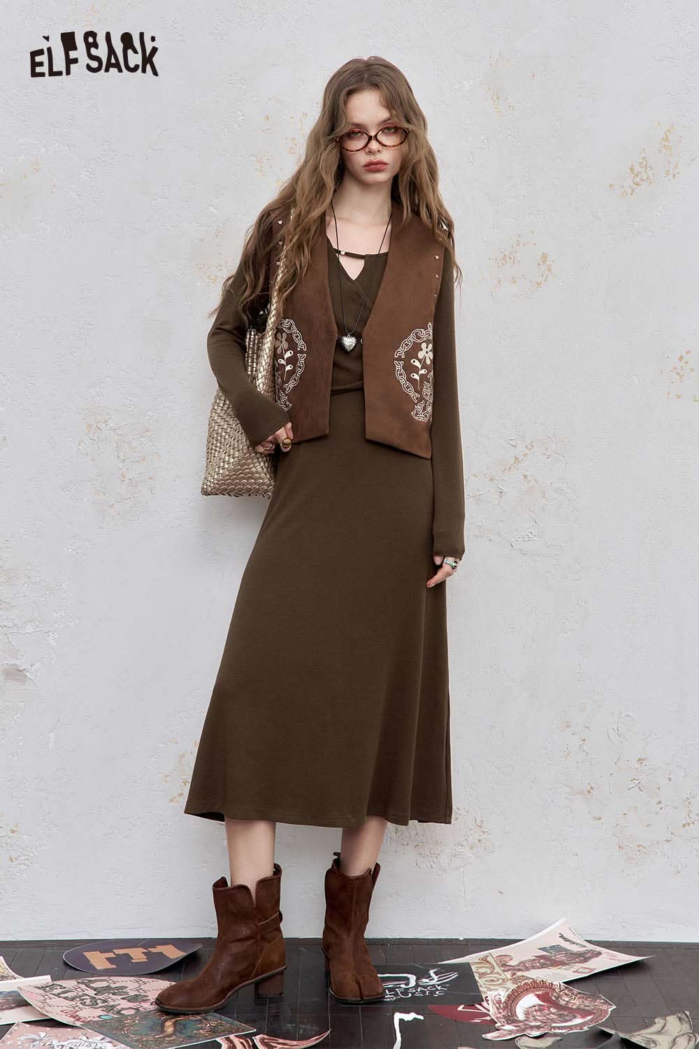 ELFSACK asymmetric neckline midi dress paired with a stylish vest and trendy accessories