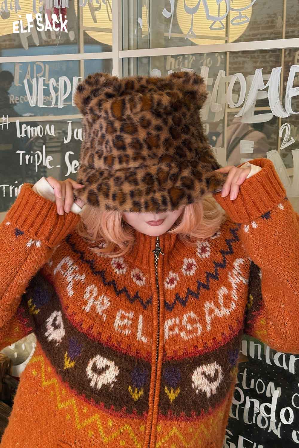 ELFSACK cat ear leopard plush hat featuring a cozy design for stylish warmth in winter.