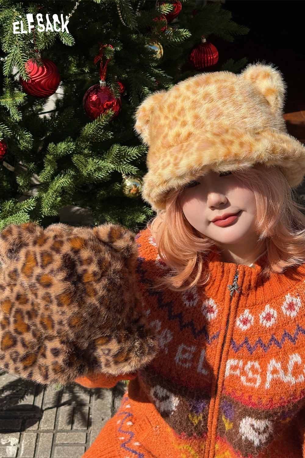 ELFSACK cat ear leopard plush hat in warm tones, perfect for cozy winter outings