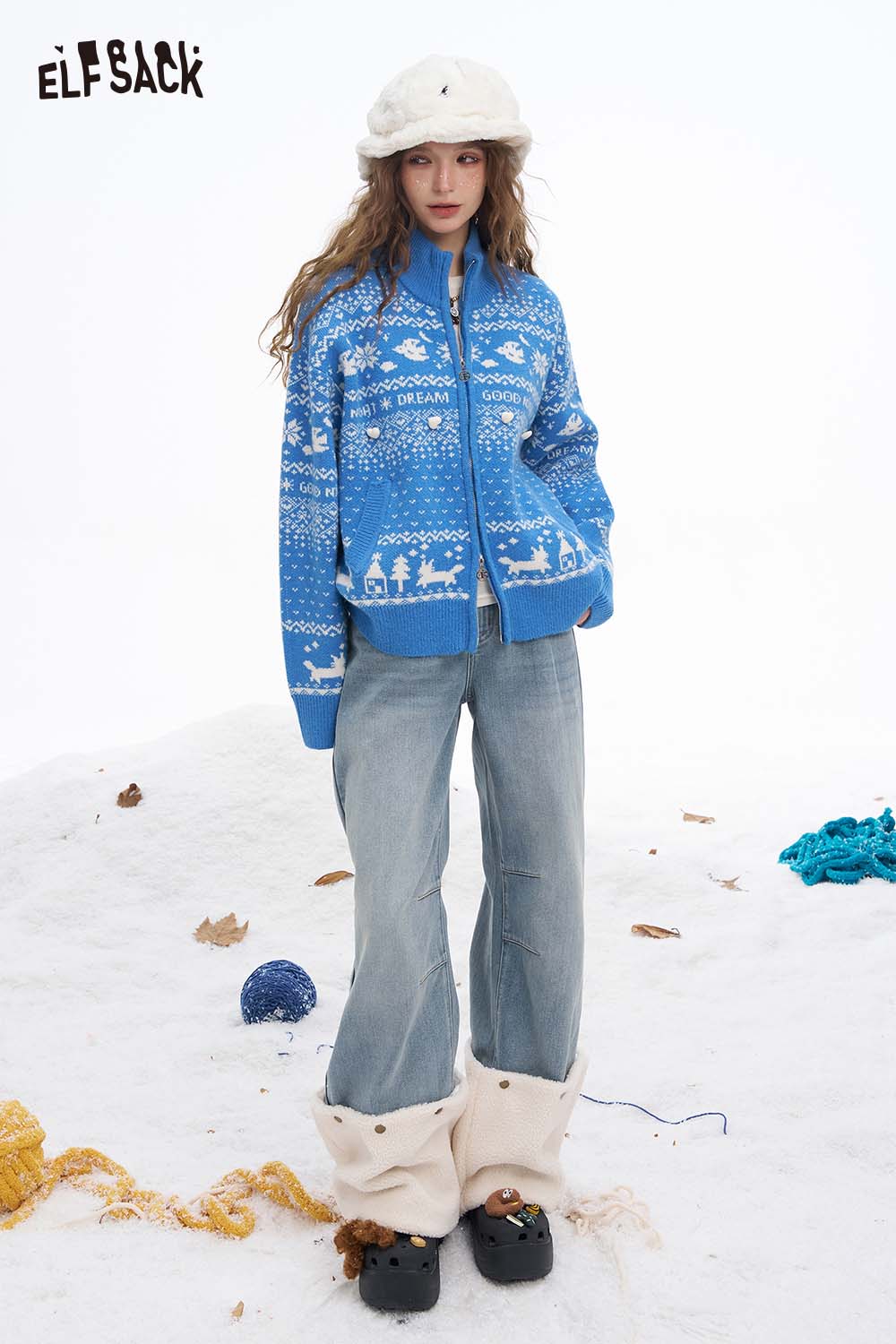 ELFSACK Christmas graphic reversible sweater in blue with festive patterns for winter style