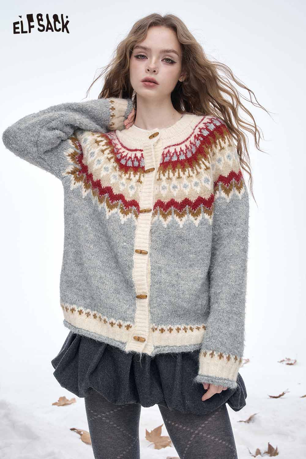 ELFSACK Christmas party striped sweater with a cozy design and button-up front for festive styling