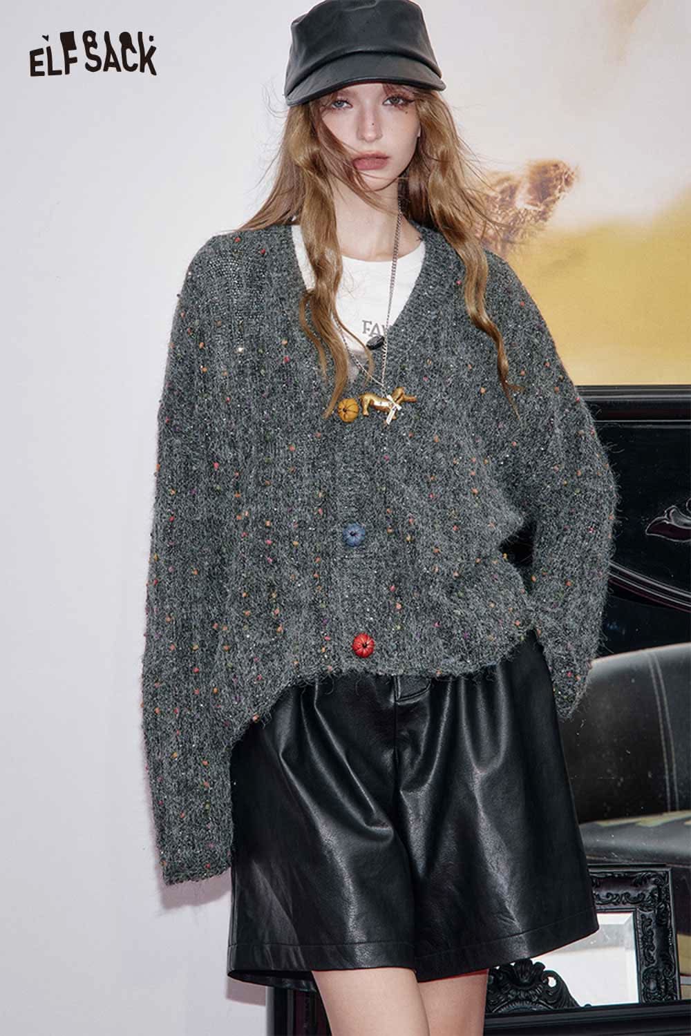 ELFSACK chunky v-neck cardigan for women in gray with colorful speckles and an oversized fit