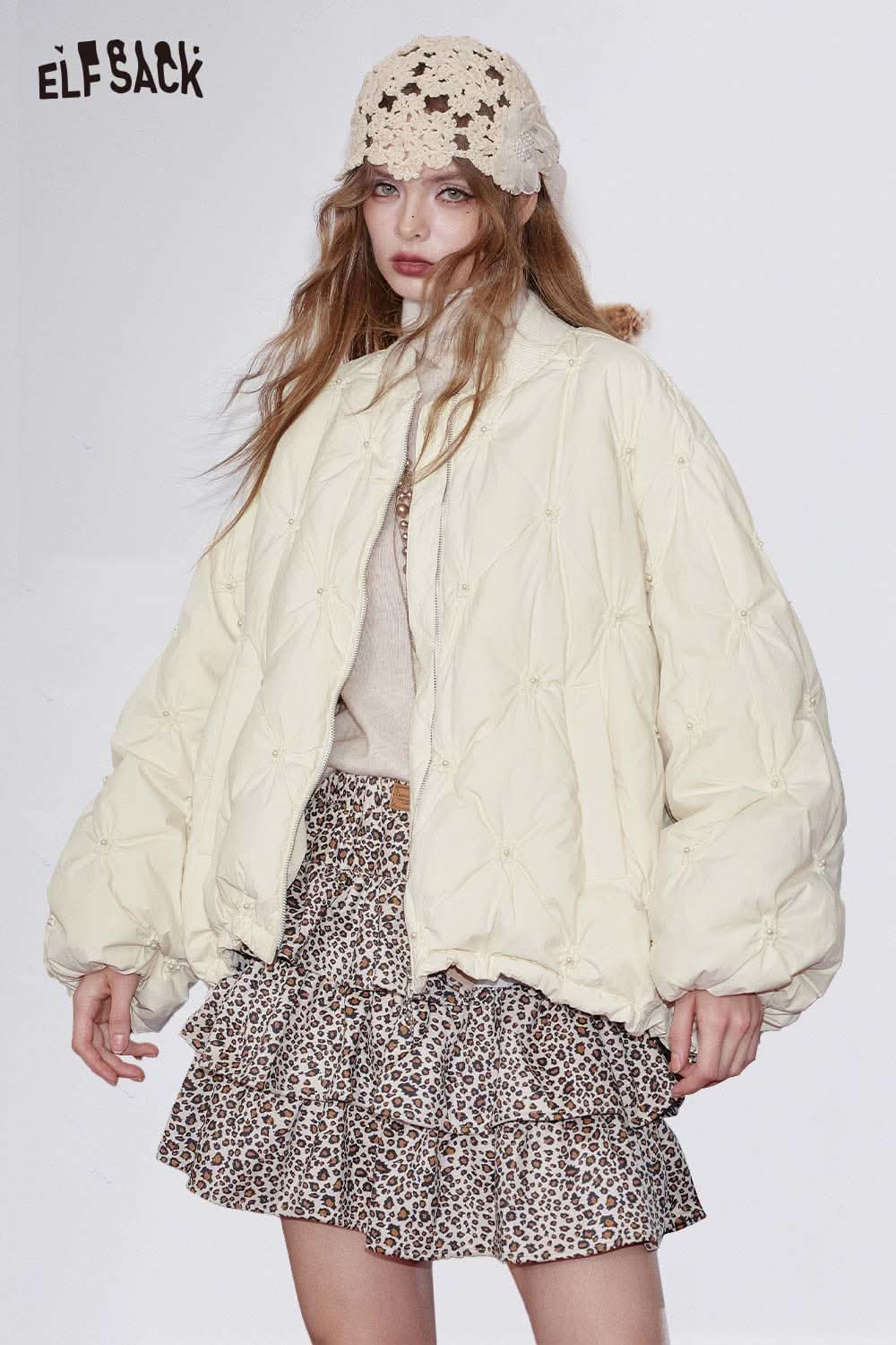 ELFSACK cream quilted mid-length jacket with a stylish oversized fit and cozy design