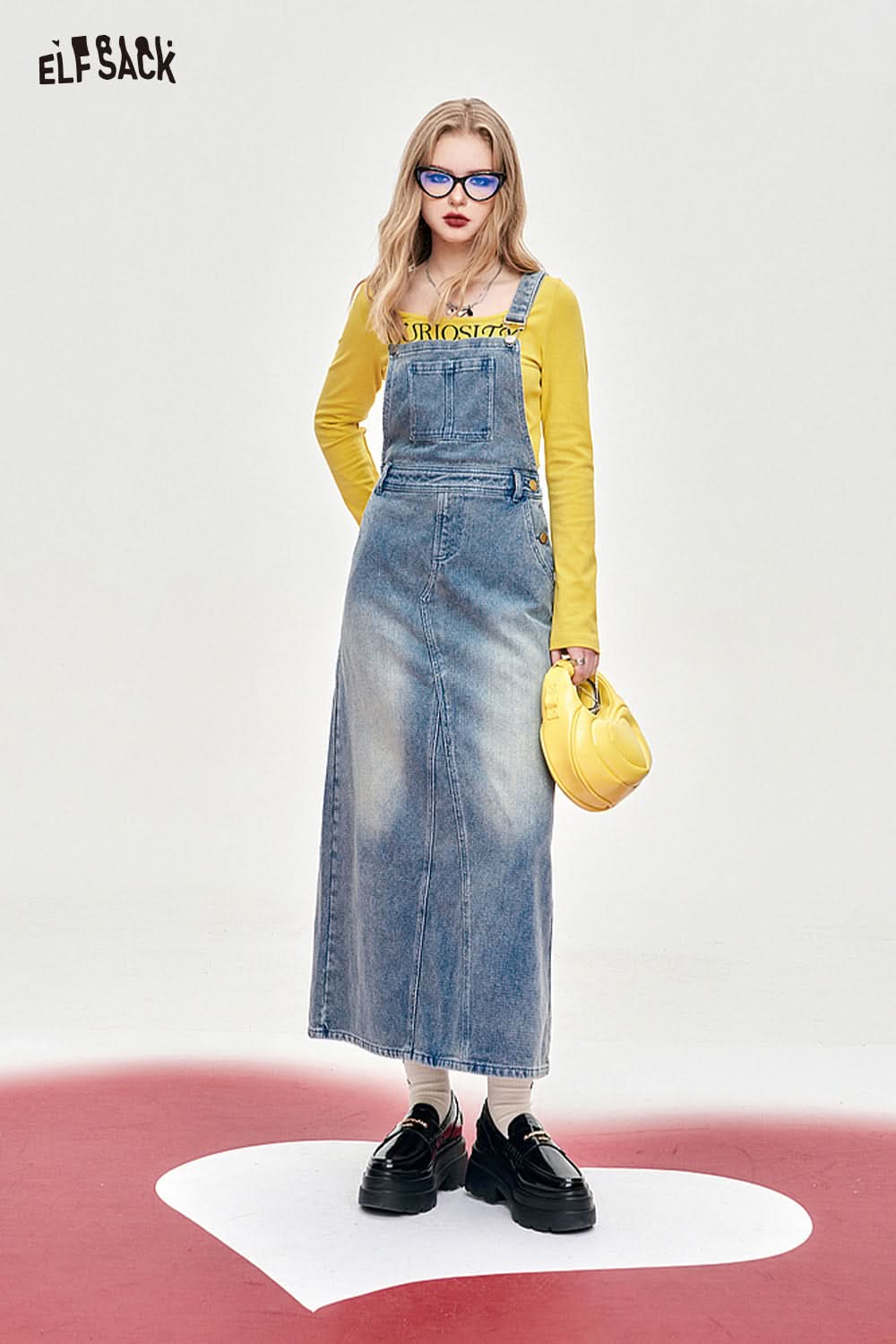 ELFSACK Y2K Square Neck Fishbone Corset Style T-shirt worn under denim overall dress