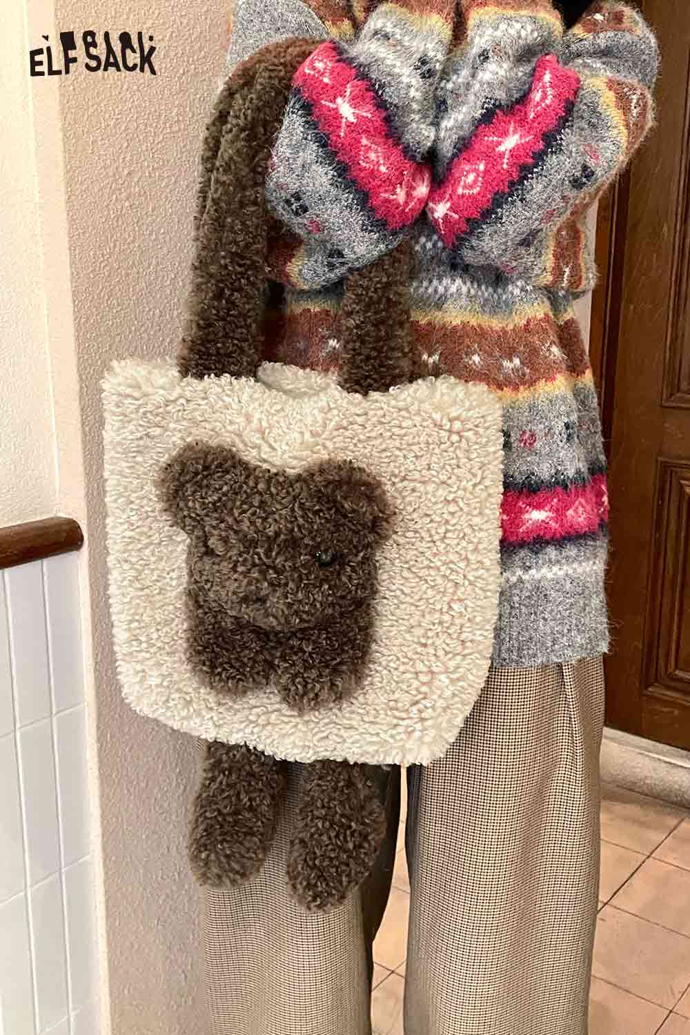 Cute 3D bear shoulder bag in soft plush material for a trendy accessory look