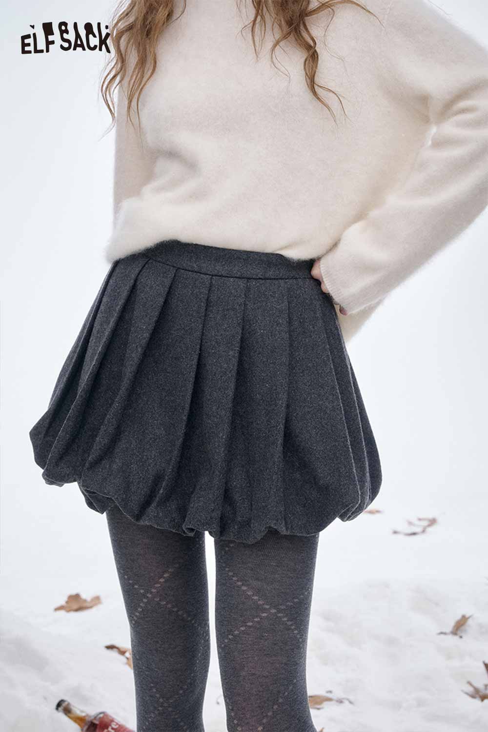 ELFSACK dark gray pleated half skirt with a comfortable fit and stylish design for casual wear