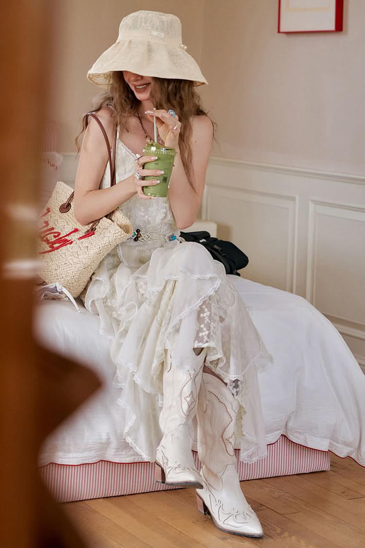 ELFSACK White Lace Vacation Style Halter Dress