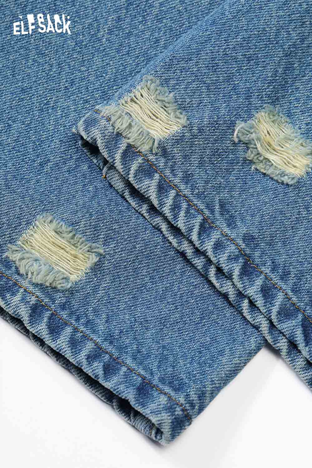 ELFSACK dog graphic distressed jeans featuring trendy rips for a stylish casual look