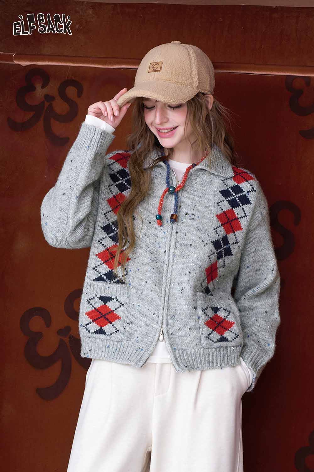 ELFSACK double breasted quilted knit cardigan in grey with argyle pattern and zip closure