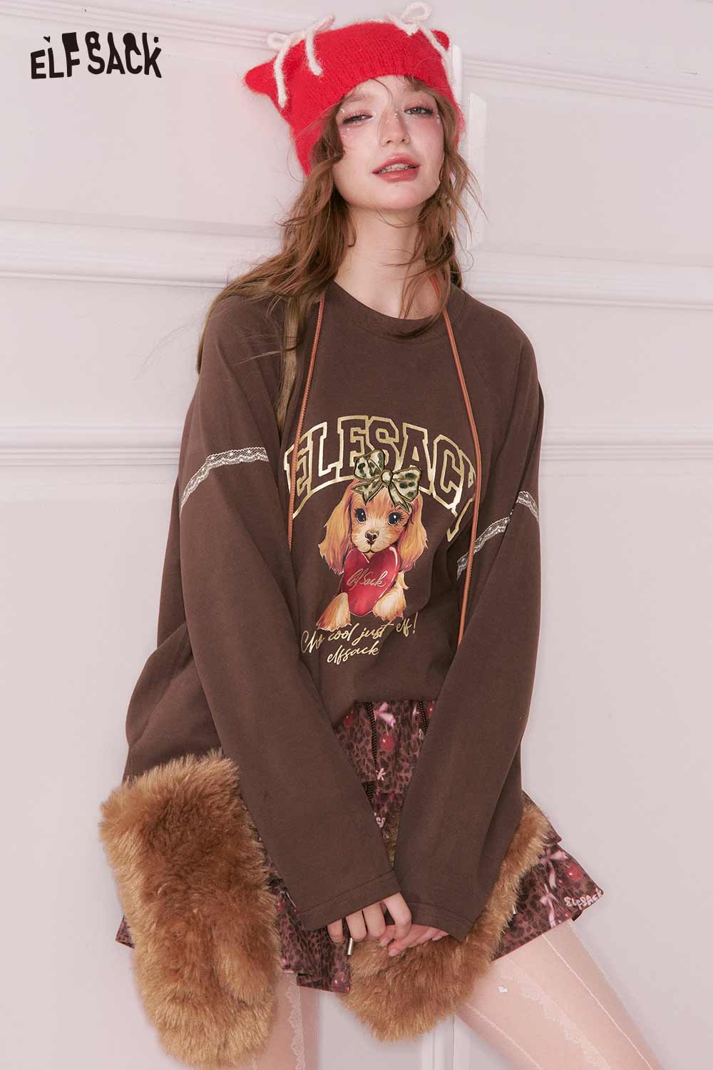 ELFSACK puppy graphic lace long sleeve tshirt in brown with playful dog design for casual style