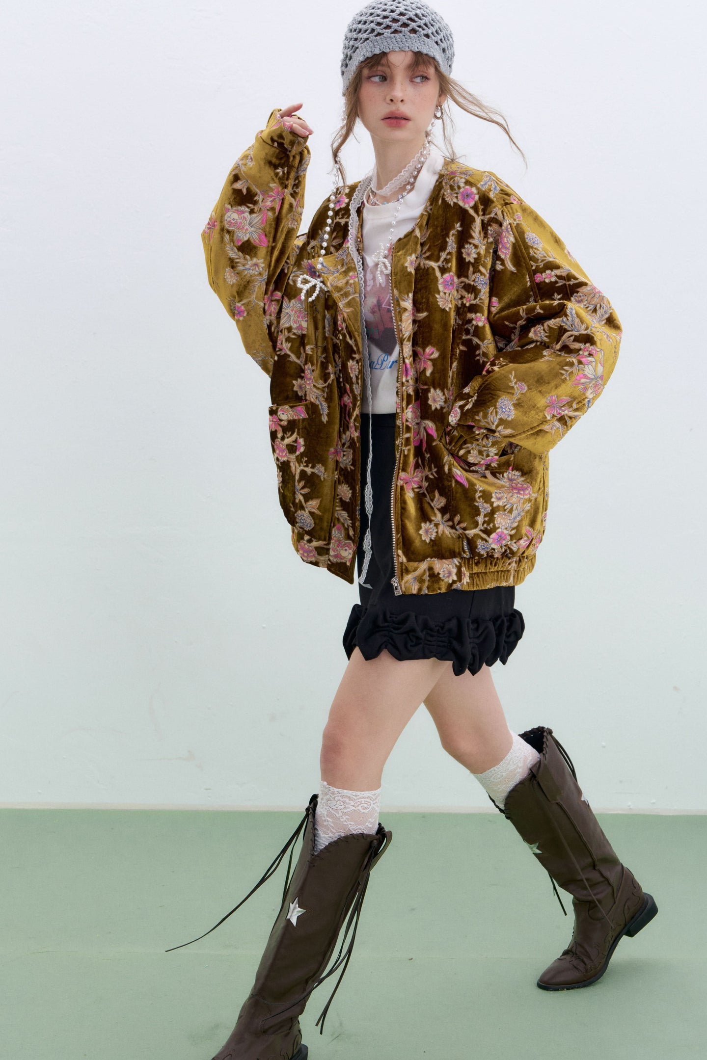 ELFSACK plus size floral velvet bomber jacket in mustard with floral embroidery for stylish comfort