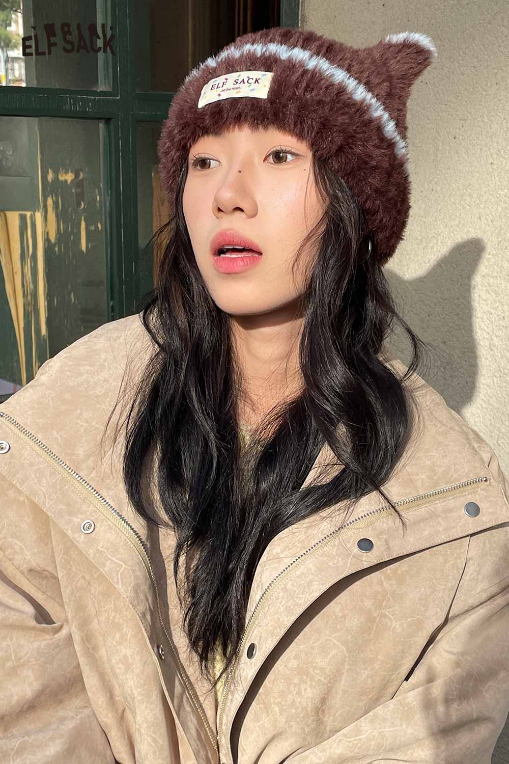 ELFSACK plush cat ear hat for women in brown with faux fur detailing and a cozy fit