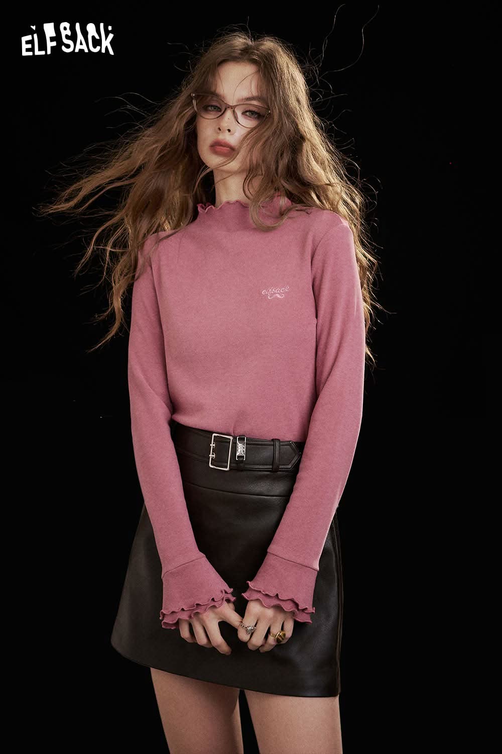 ELFSACK animal embroidered long sleeve tshirt in pink with stylish flared sleeves and a chic design