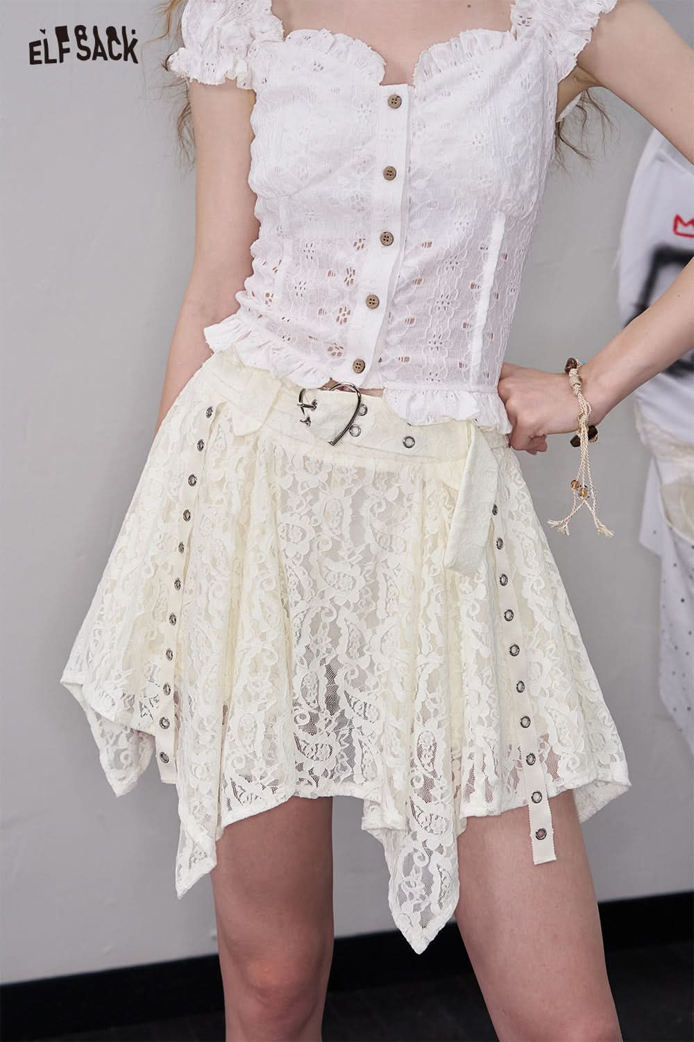 ELFSACK Asymmetrical Lace Mini Skirt