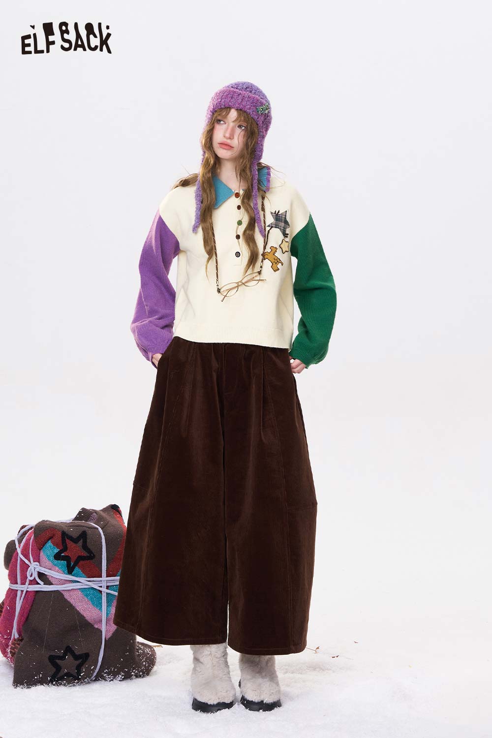 ELFSACK cute graphic polo neck sweater featuring colorful sleeves and playful design, perfect for casual wear