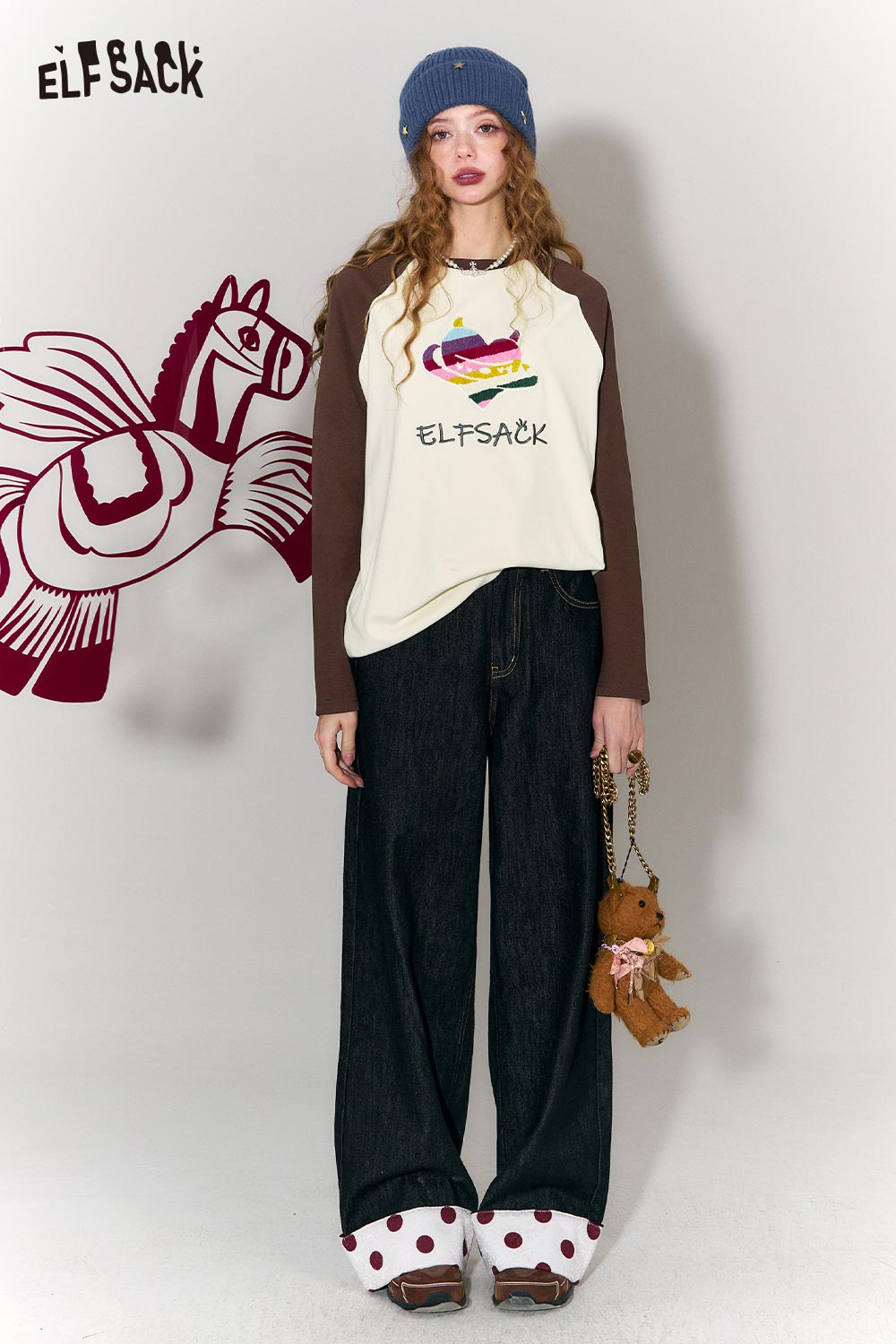 ELFSACK devil heart embroidery t-shirt with brown sleeves and colorful design for a trendy look