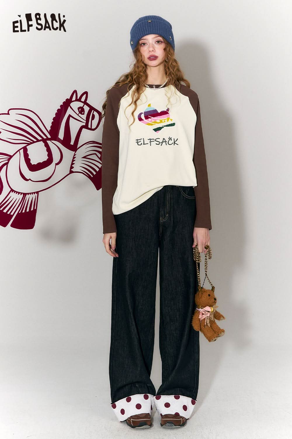 ELFSACK devil heart embroidery t-shirt with brown sleeves and colorful design for a trendy look