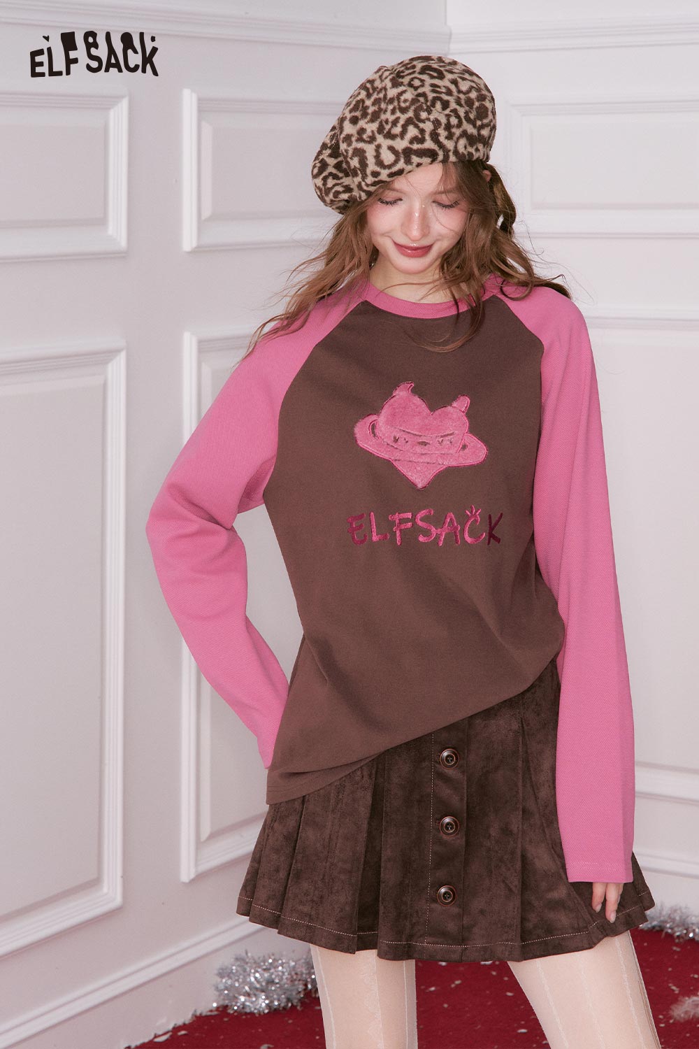 ELFSACK devil heart embroidery t-shirt with unique design and pink sleeves for a stylish look