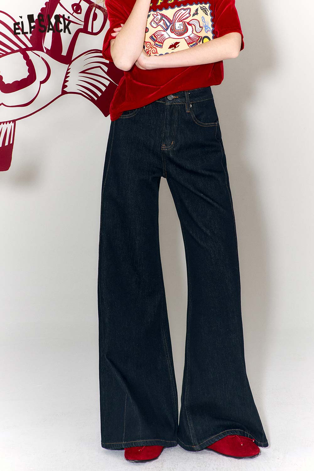 ELFSACK high waist flare leg jeans in dark denim for a stylish and comfortable fit