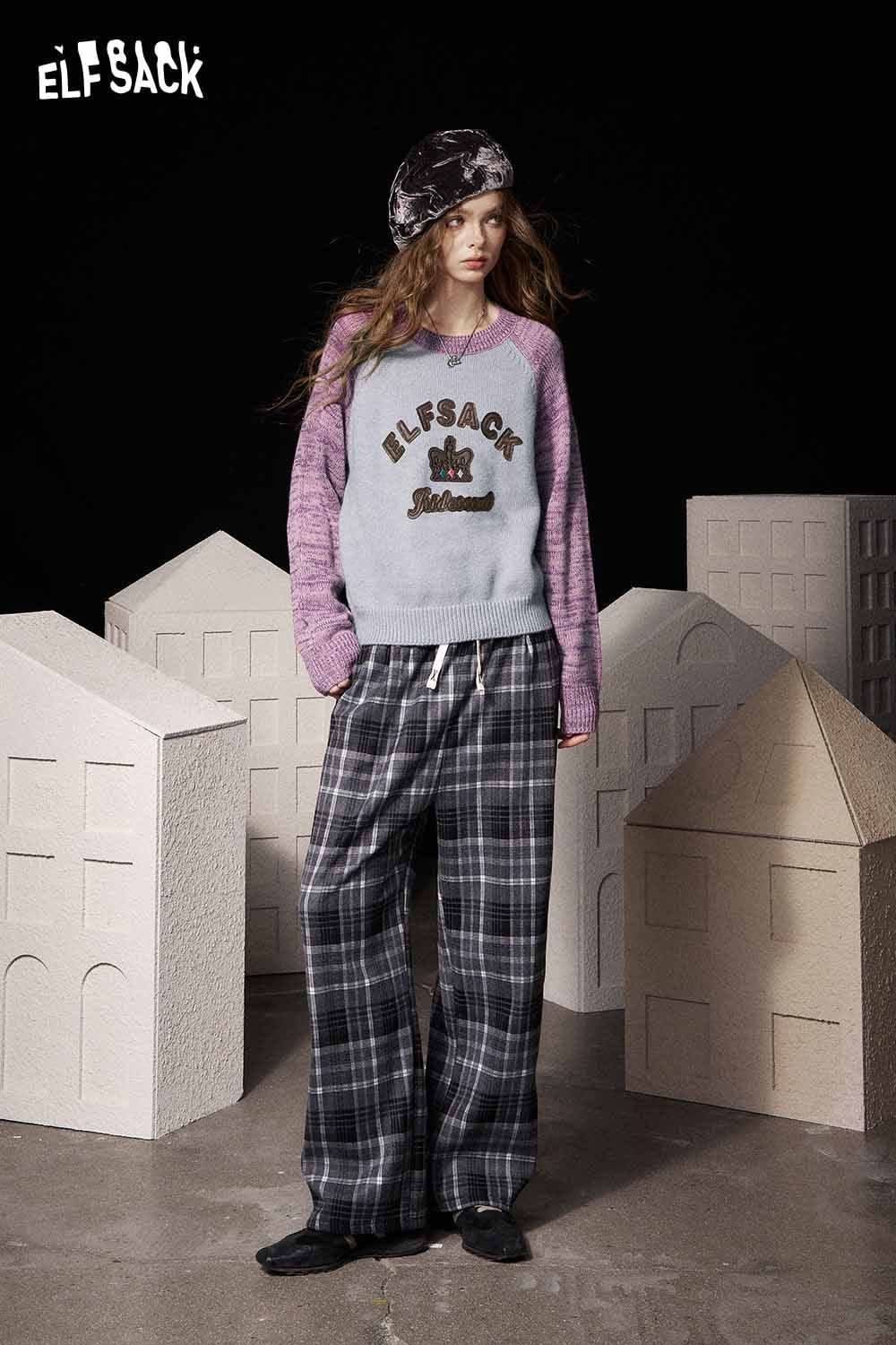 ELFSACK soft graphic knit sweater in light blue with stylish printed design and cozy fit for casual wear