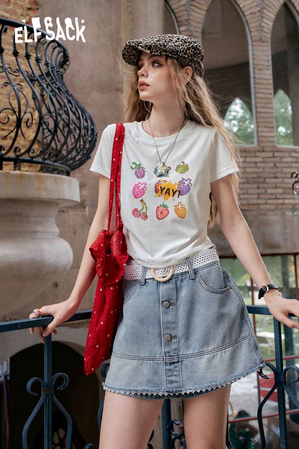 ELFSACK White Fruit Print Pleated Short Sleeve Chic T-Shirt