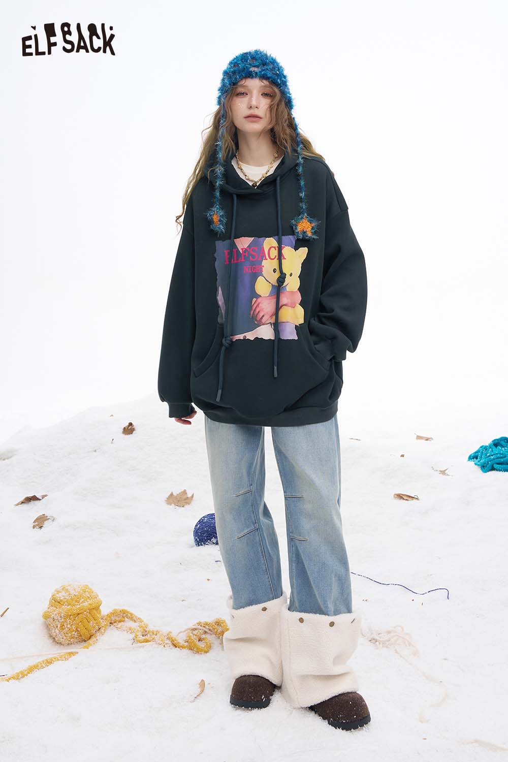 ELFSACK women's animal graphic hoodie featuring a playful bear design and cozy fit for casual style