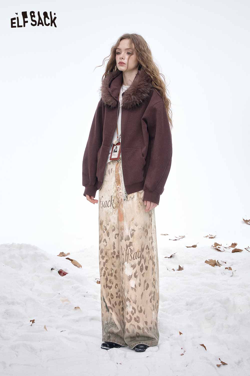 ELFSACK women's wide leg ombre pants styled with a cropped jacket for a chic winter look