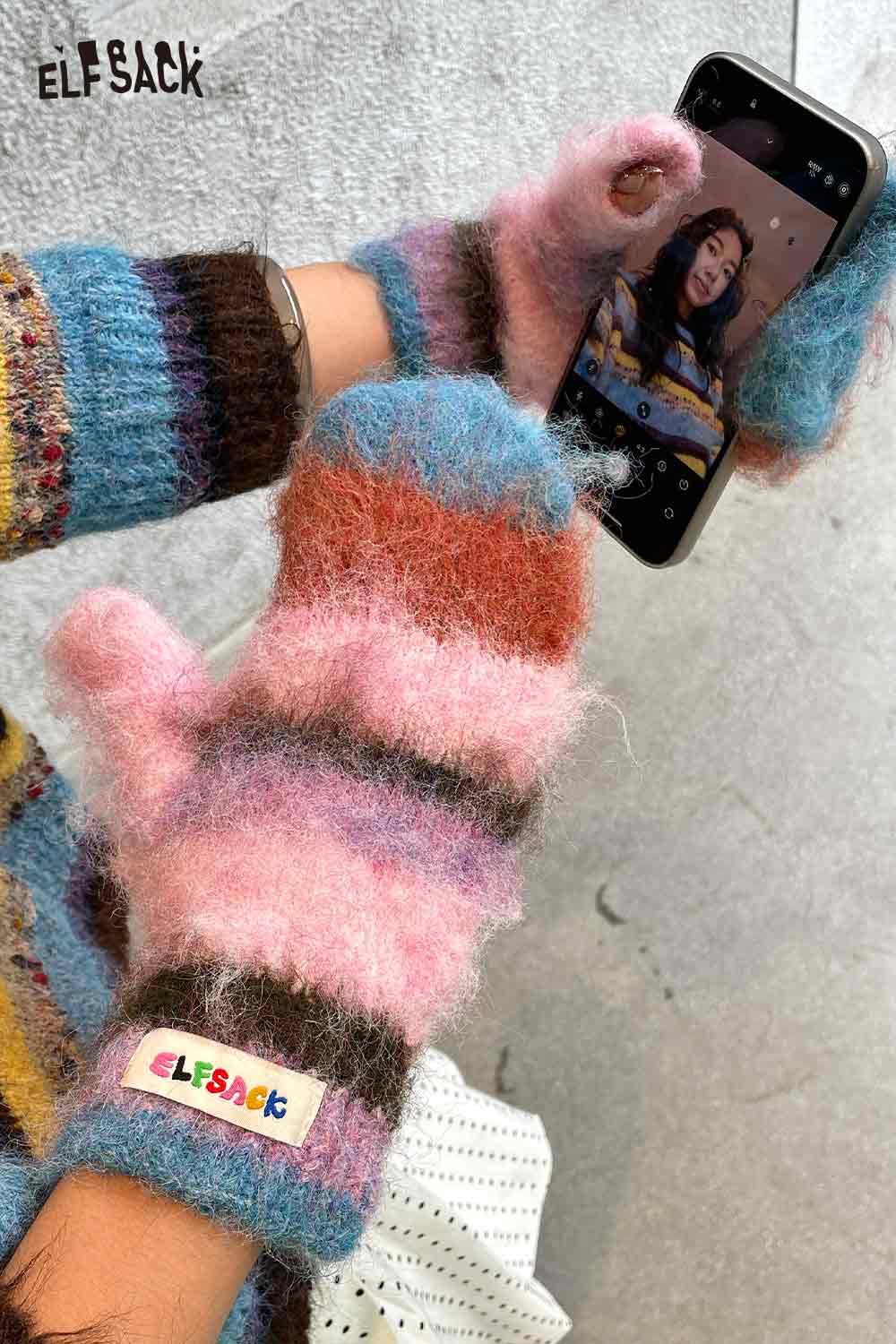 ELFSACK Y2K stripe neck warmer in vibrant colors paired with matching fingerless gloves for stylish warmth