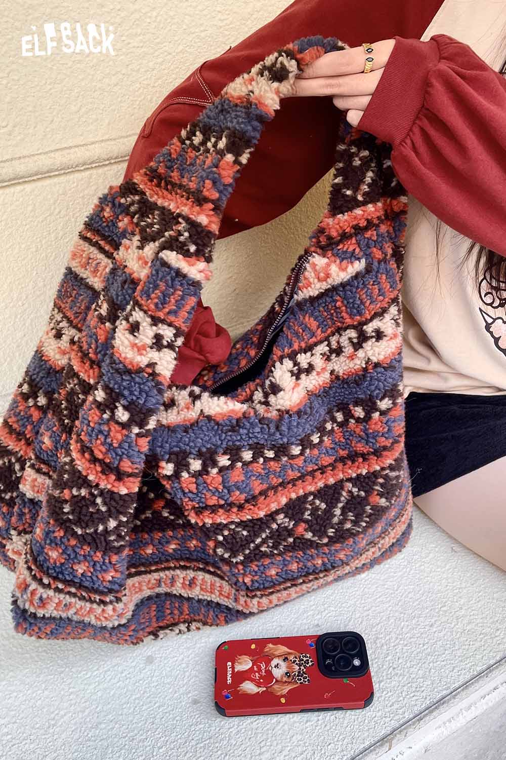 ELFSACK Fair Isle tote bag with vibrant knit patterns, ideal for everyday use and stylish outings