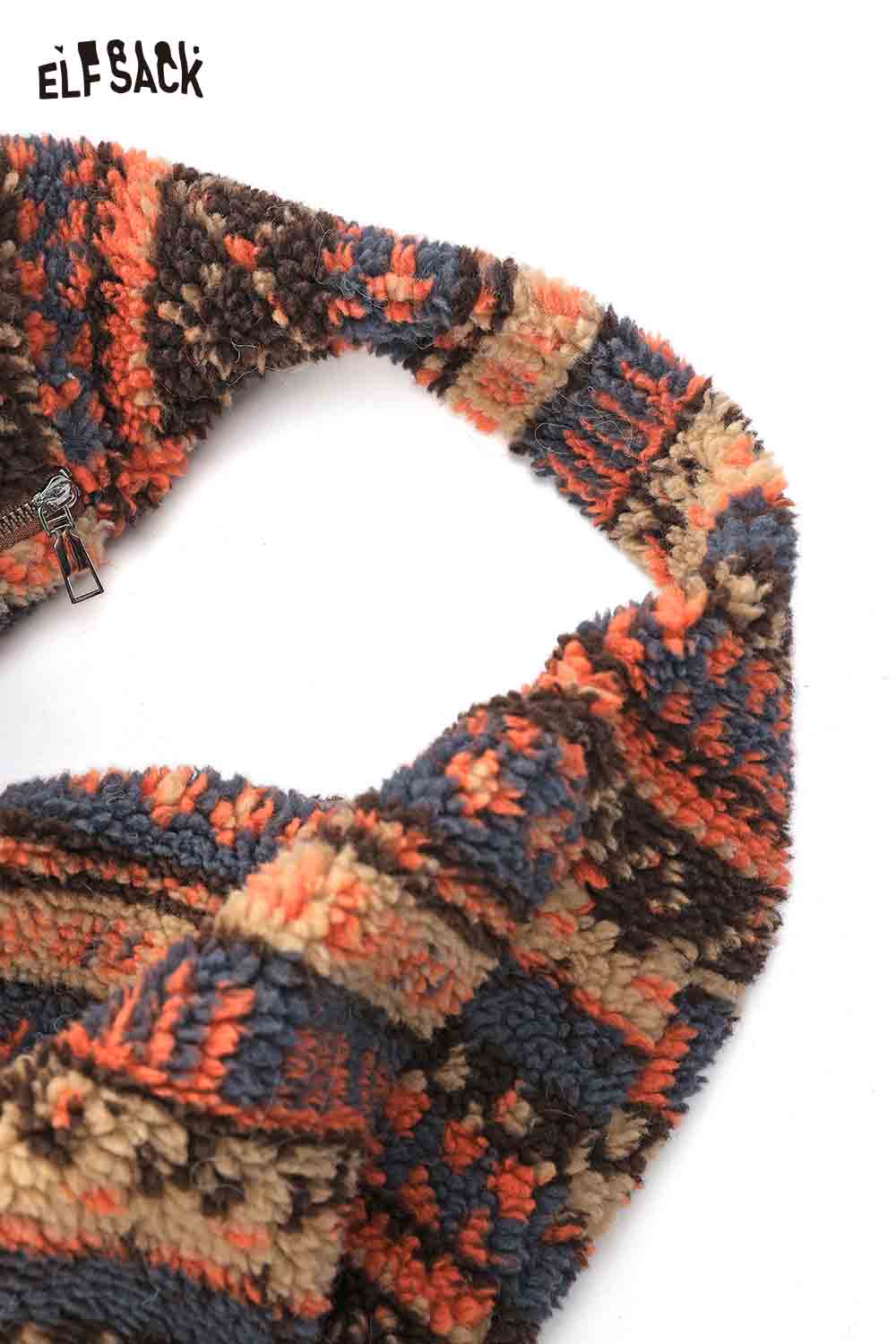 ELFSACK Fair Isle tote bag featuring a textured design in warm colors for stylish everyday use