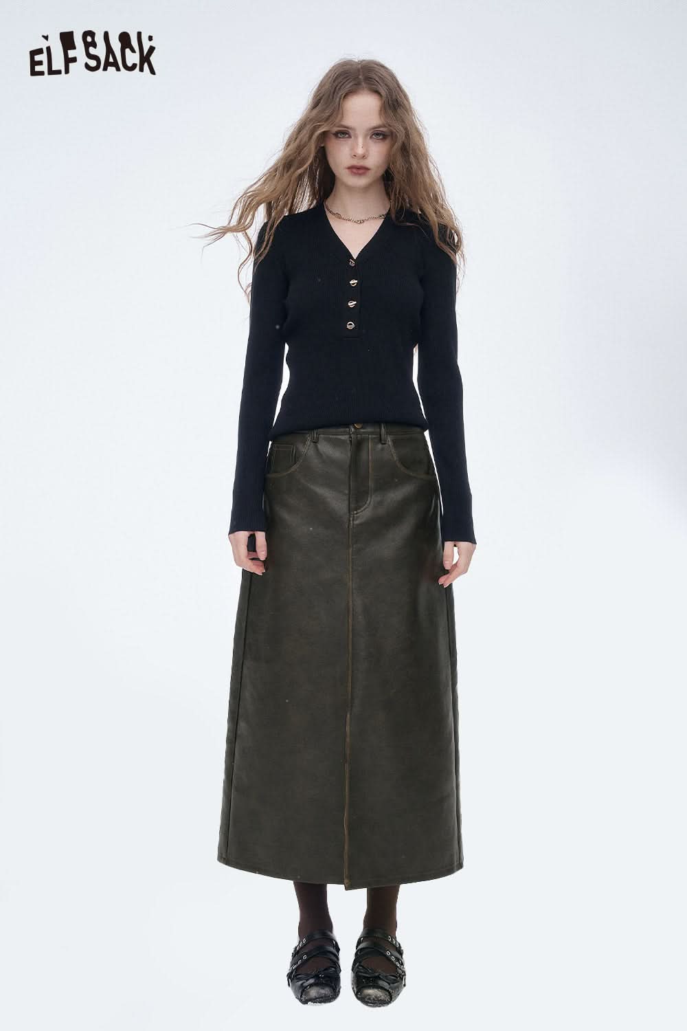 ELFSACK faux leather maxi skirt in dark green paired with a black button-up top