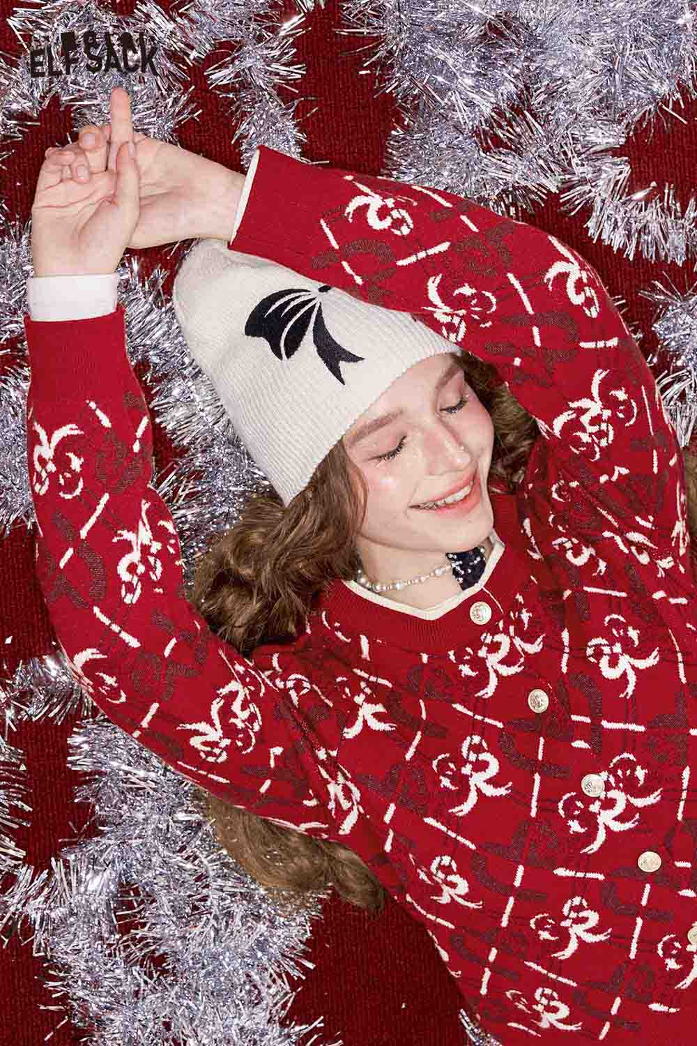 ELFSACK heart bow print cardigan in red with a playful design, perfect for cozy winter outfits