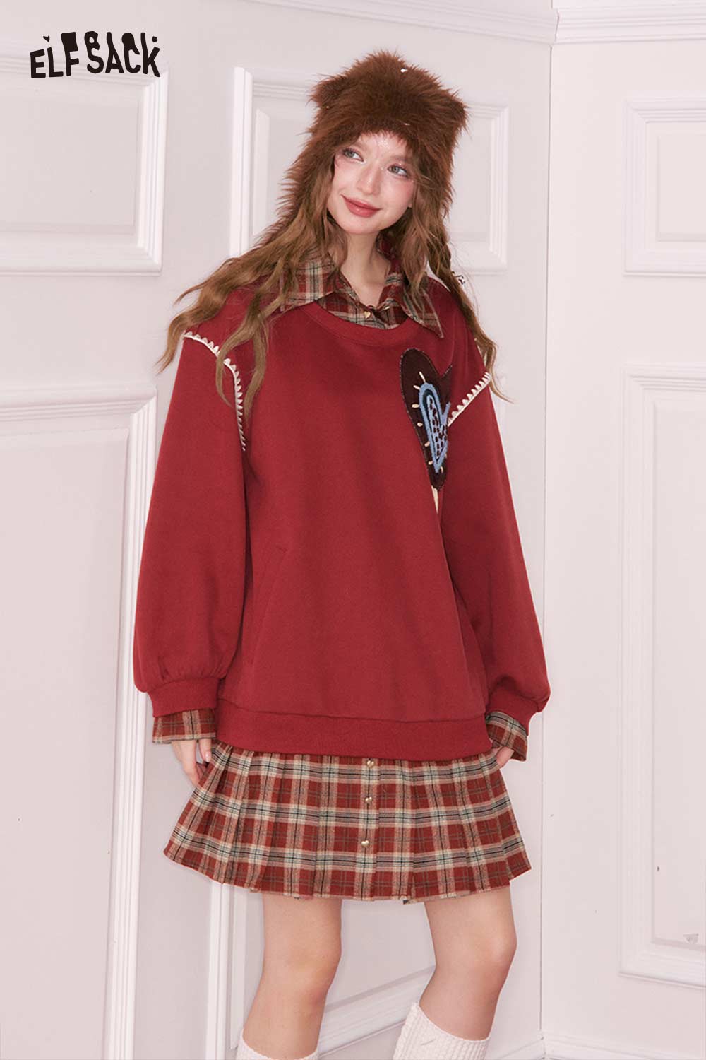 ELFSACK heart embroidery jumpsuit for women featuring a stylish plaid skirt and oversized sweater combo
