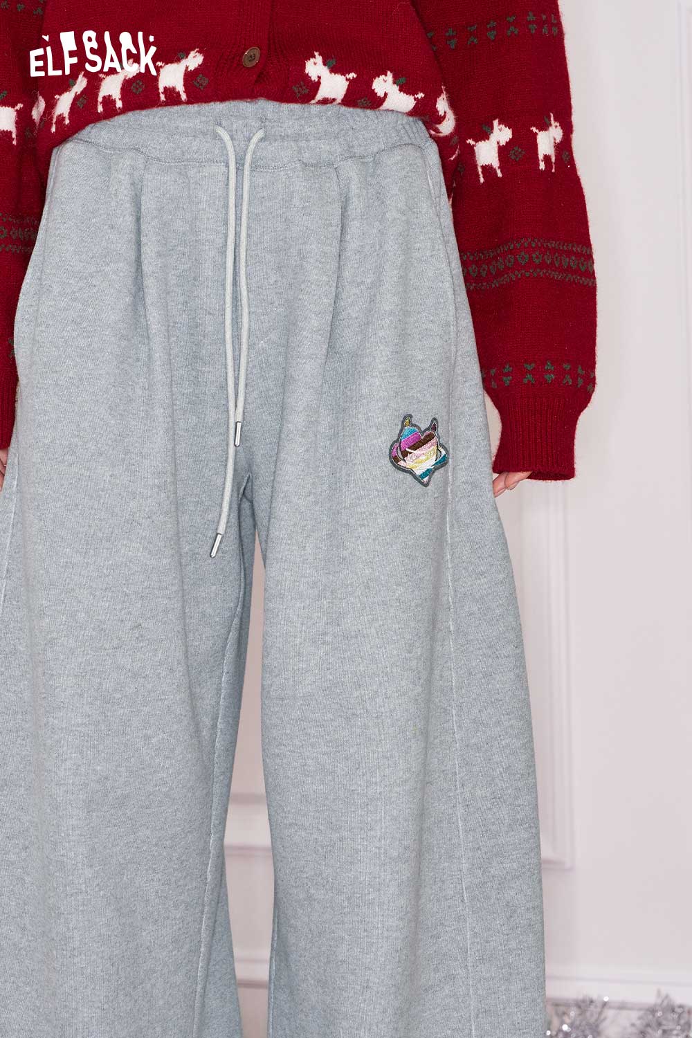 Grey heart embroidery wide leg pants from ELFSACK with comfortable fit and stylish design