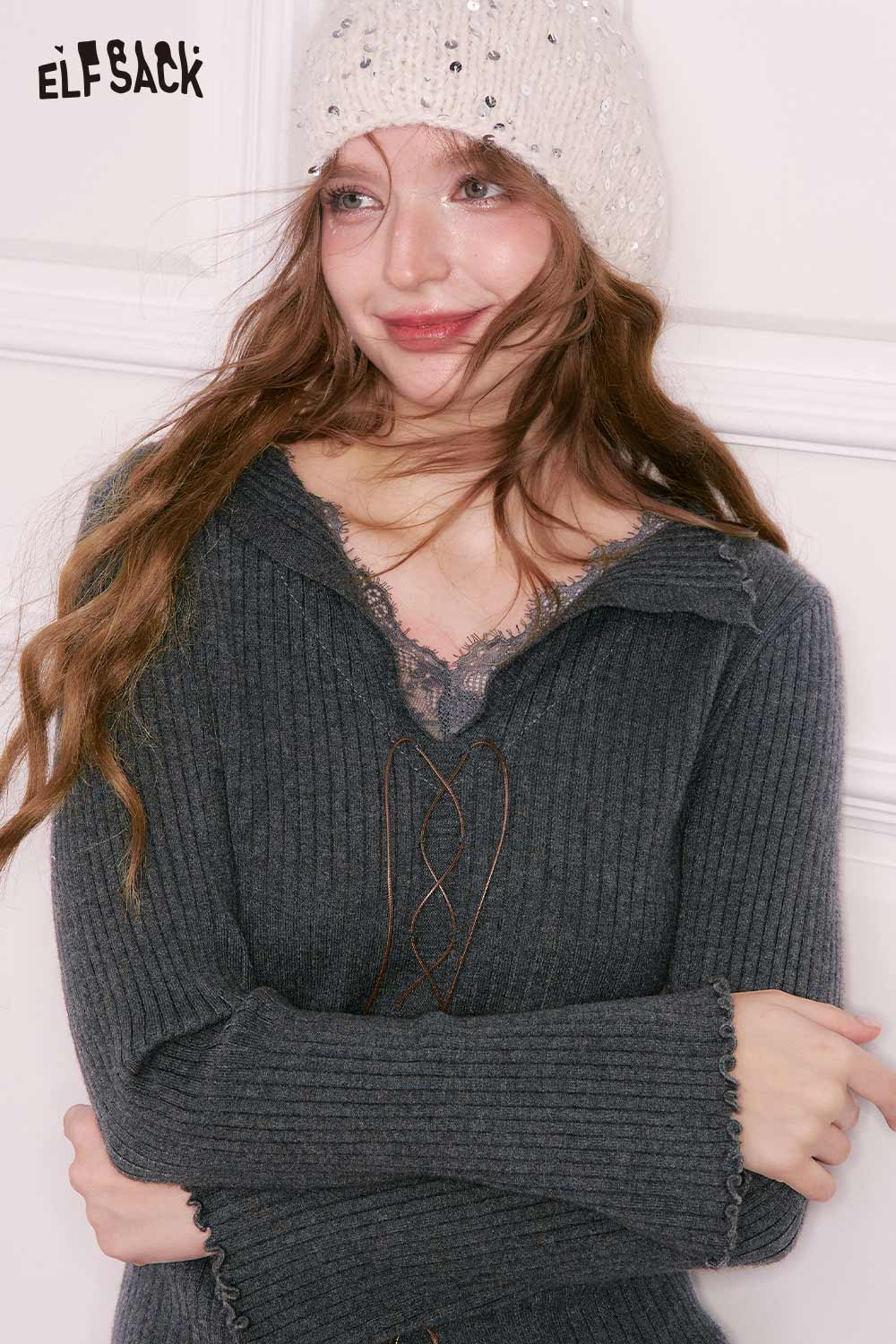 ELFSACK lace collar knitwear for women in grey with a cozy fit and stylish design