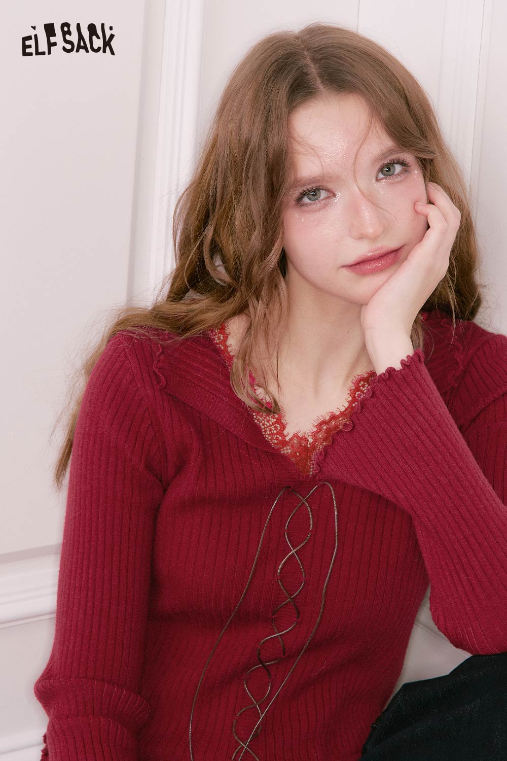 ELFSACK lace collar knitwear for women in burgundy with stylish ribbed design and intricate details