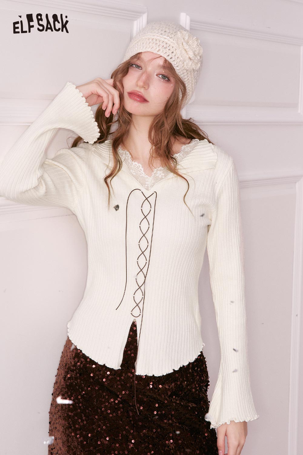 ELFSACK lace collar knitwear for women in off-white with stylish lace detailing and flared sleeves