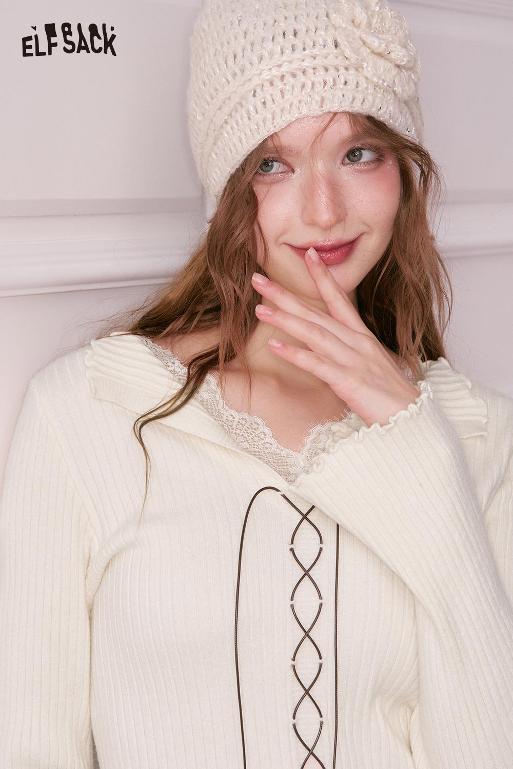 ELFSACK lace collar knitwear for women featuring a soft design and stylish detailing
