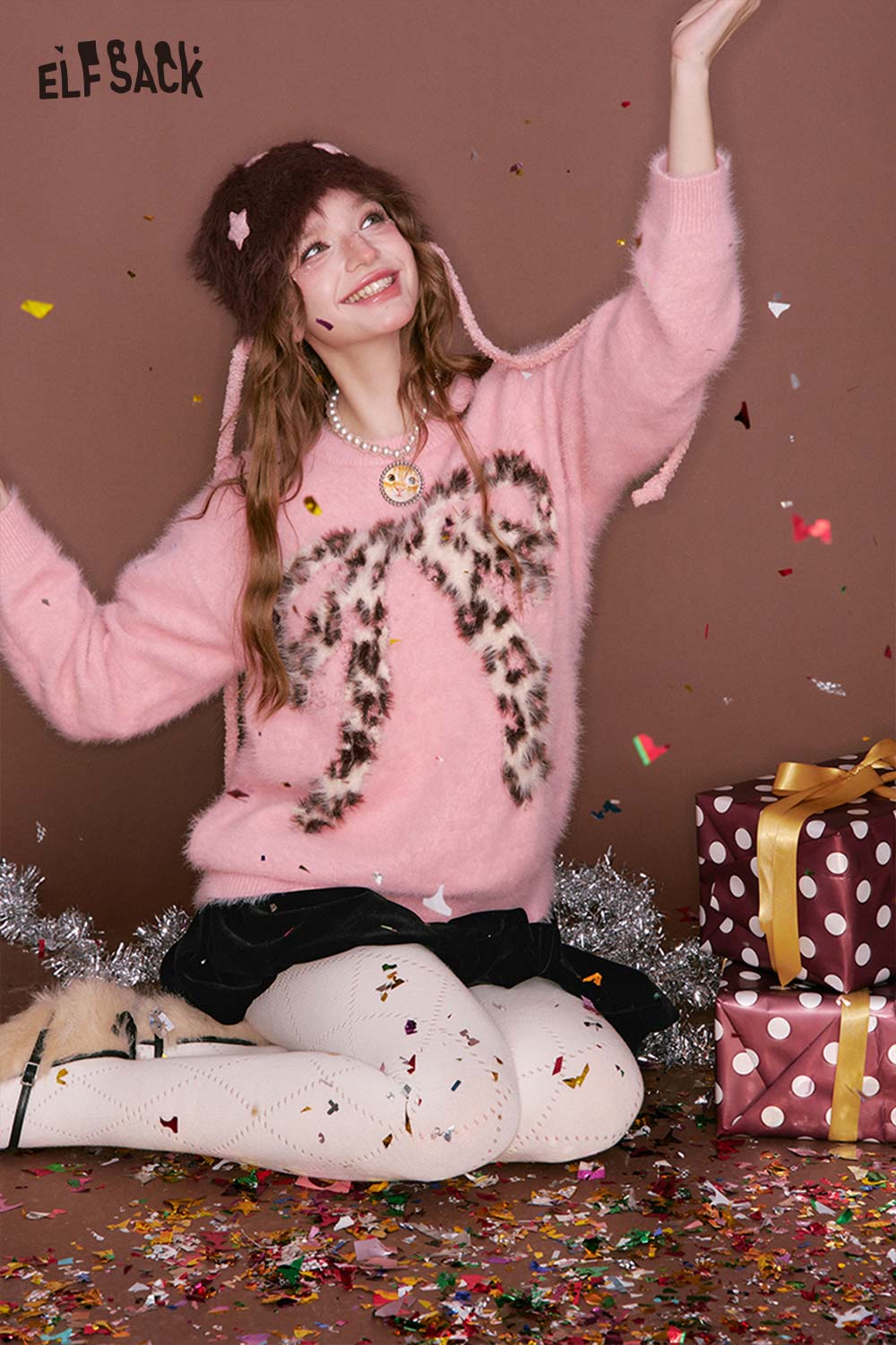 ELFSACK leopard bow graphic sweater in pink with a playful leopard print design, perfect for stylish layering