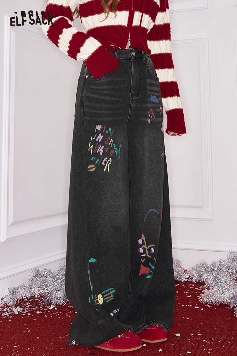 ELFSACK loose straight leg graphic jeans with colorful artwork for a trendy casual look