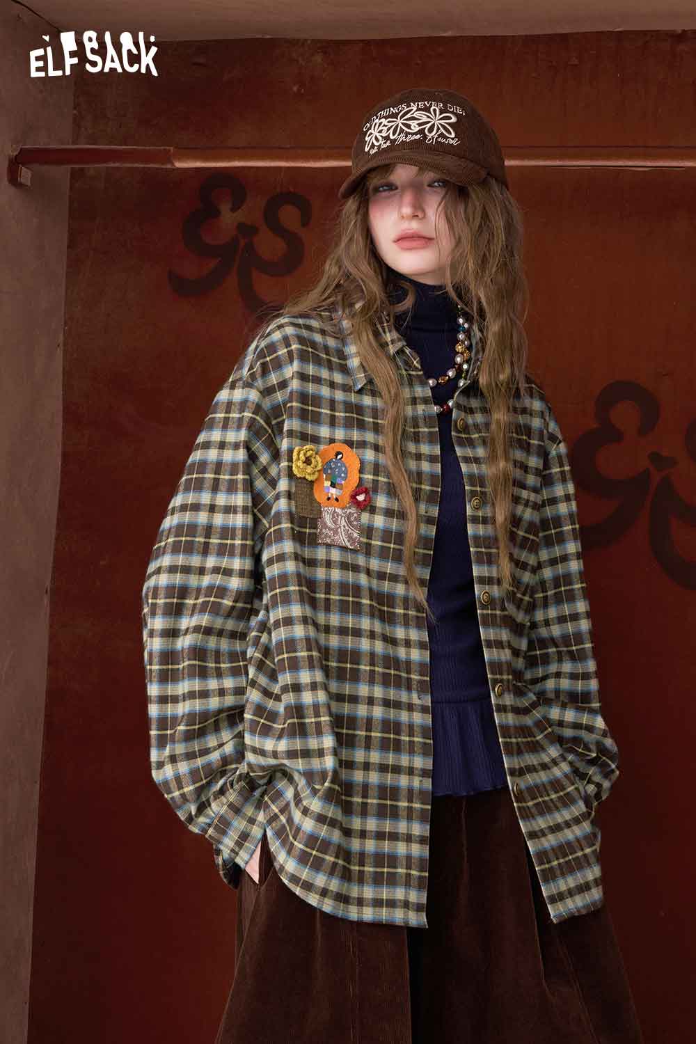 ELFSACK minimalist 3D embellished long shirt in plaid pattern for casual stylish looks