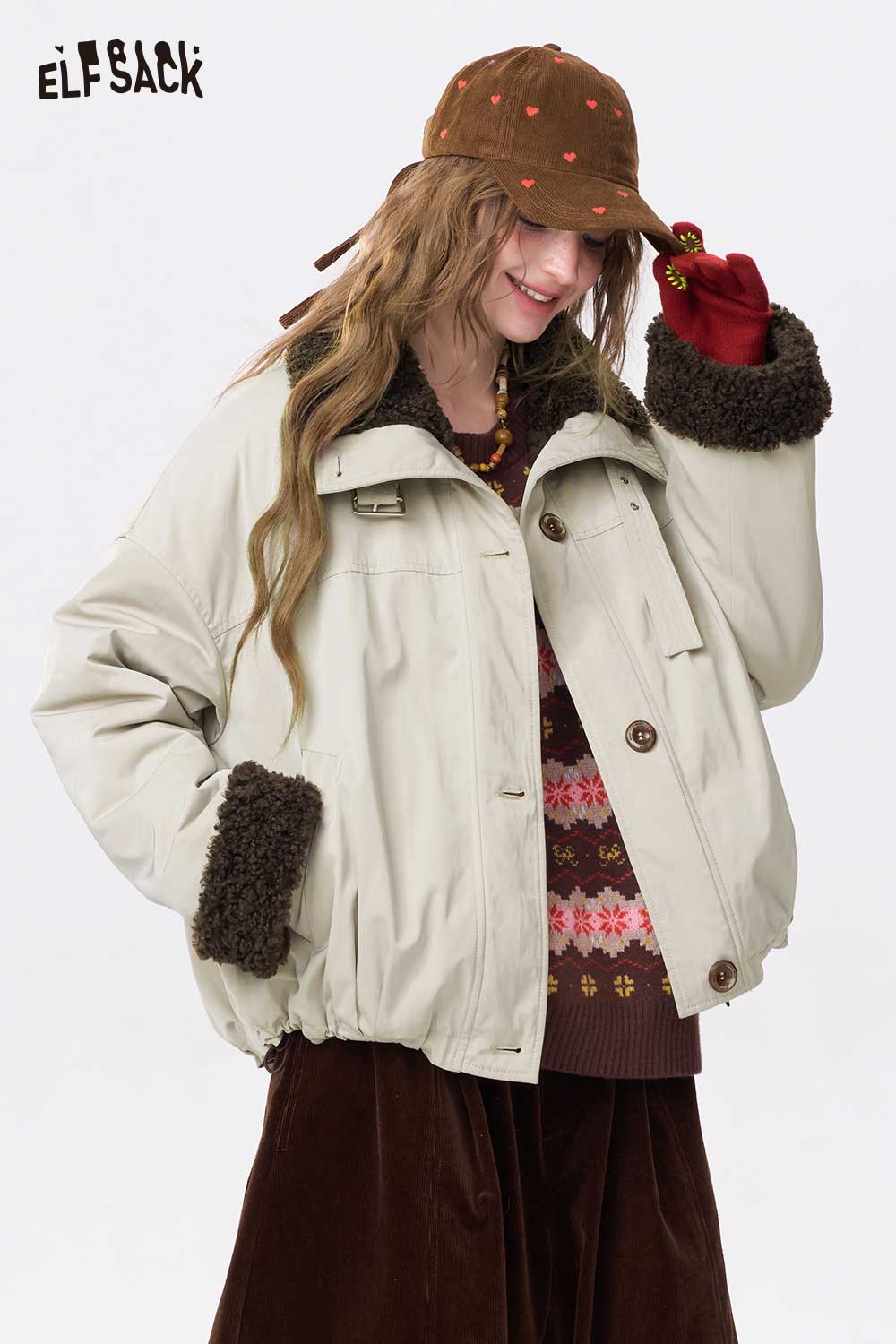 ELFSACK minimalist plush lined coat in light beige with cozy fur cuffs for stylish warmth