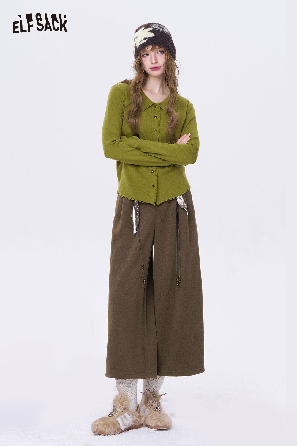 ELFSACK minimalist wide leg cropped pants styled with a green cardigan and cozy accessories
