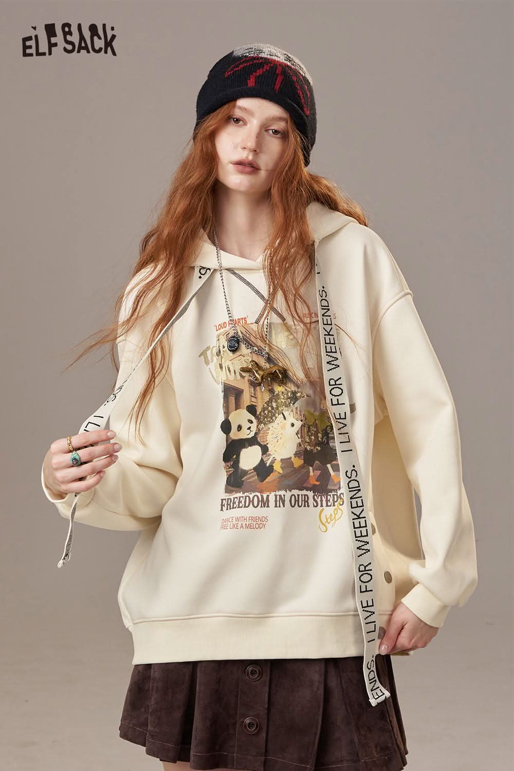 ELFSACK oil painting hoodie for women featuring a graphic design with playful characters